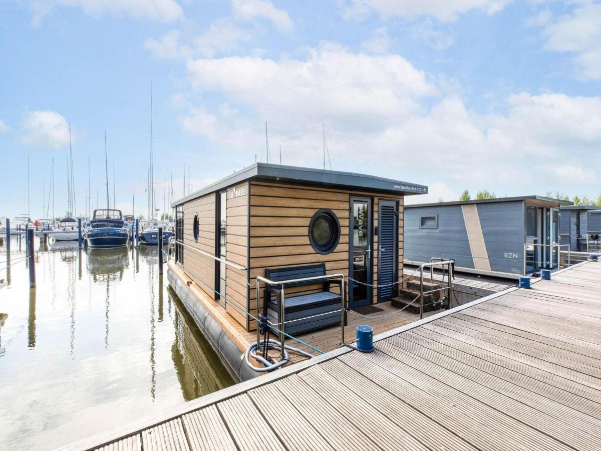 Comfortable Houseboat In Volendam Marina Kültér fotó